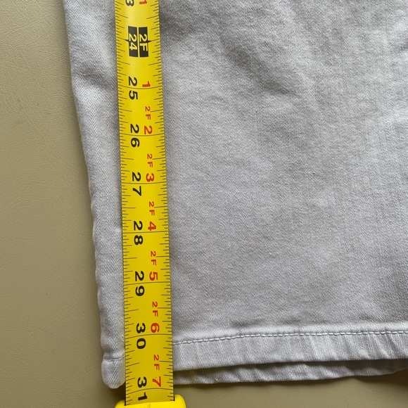 Capris - Picture 6 of 8